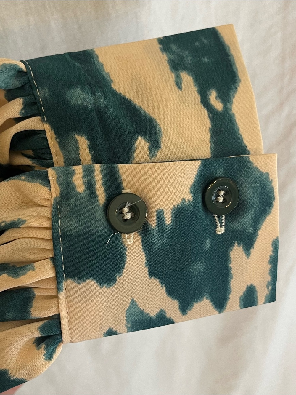 SHEIN Cream & Dark Green Tiered V-Neck Long Sleeve Dress - Picture 4 of 4